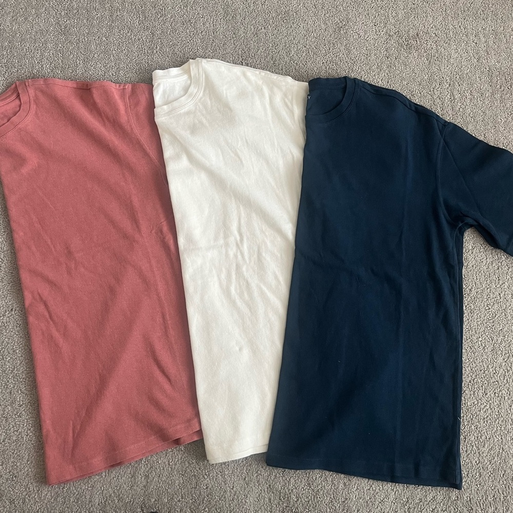 Bundle of Z Supply Soft Oversized Shirts - Picture 3 of 8
